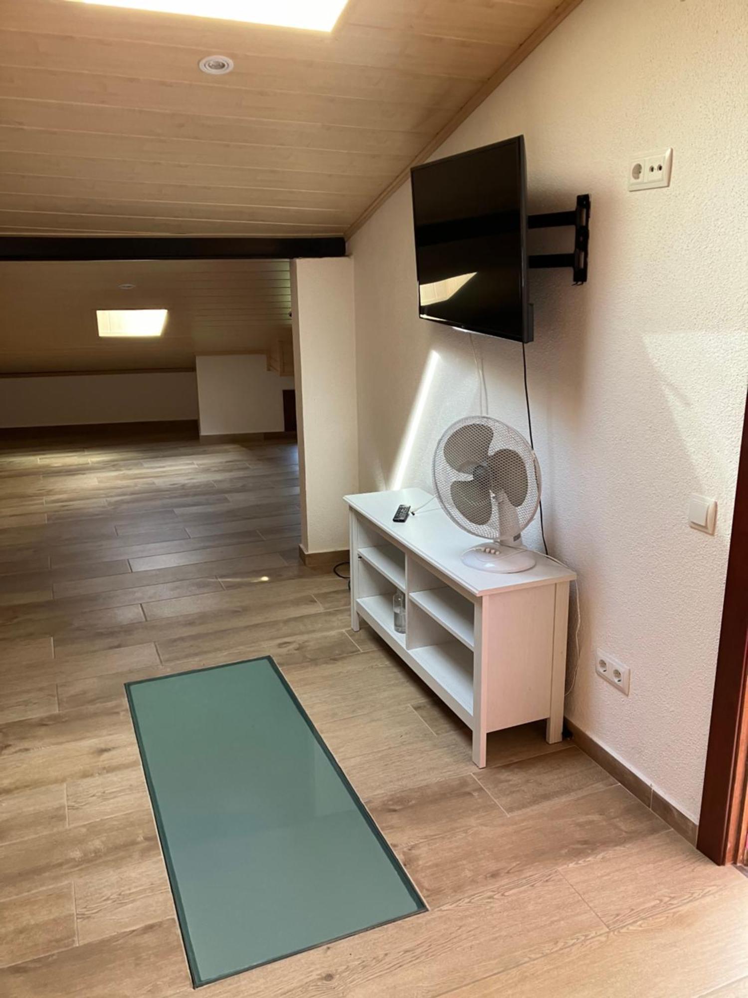 L'Esquirol De L'Esquirol Apartment Santa María de Corcó Bagian luar foto